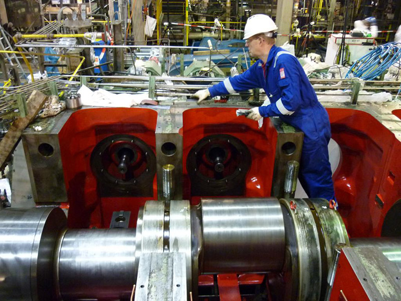 Installatie van industriële machine door Uptech